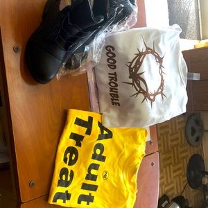 Ladies boots & unisex t shirts